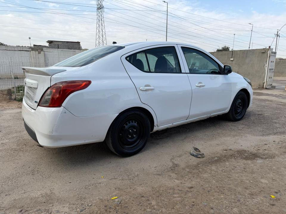 السلام عليكم نيسان موديل 2015 حادثهة بنيد وجاملغين الاماميات والسياره هاي شوف العين ماشية ١٨٠ الف حقيقي والگير بي صفنة وطكة بس سياره تمشي وشرط المعدل حدادية جديده وتبريد شغال المكان بغداد السعر ٧٥ وبيهة مجال للشراي للاستفسار     ***********
***********
