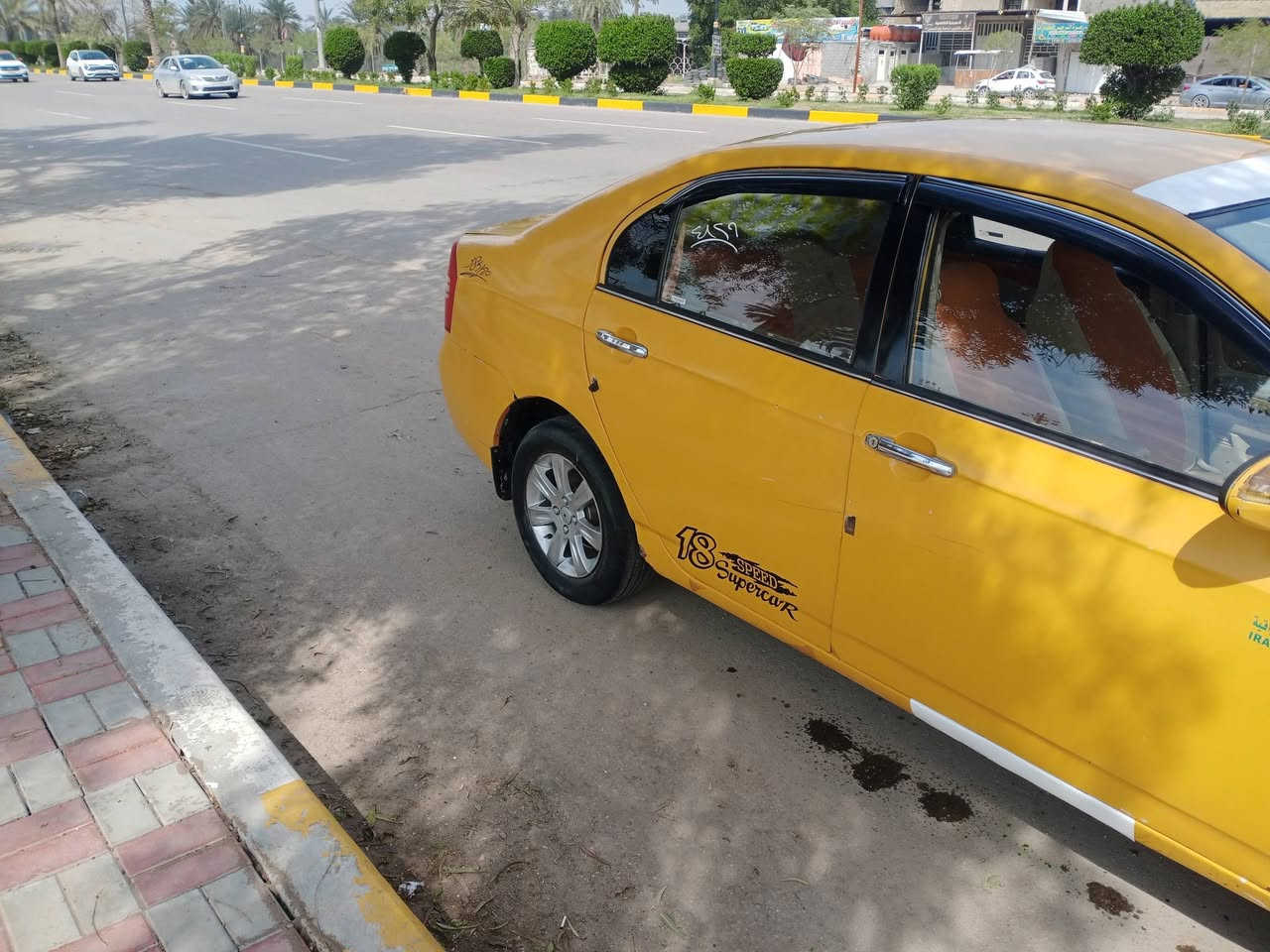 السلام عليكم نيفان موديل 11 ماكينه وقير وحداديه خير من الله مكينه بيها كورولا دير اوتوماتيك مصفره هيئه وغرامات سنويتها لل 28 مكان السياره كربلاء طويريج السعر 27 وبيها مجال رقم الهاتف***********
