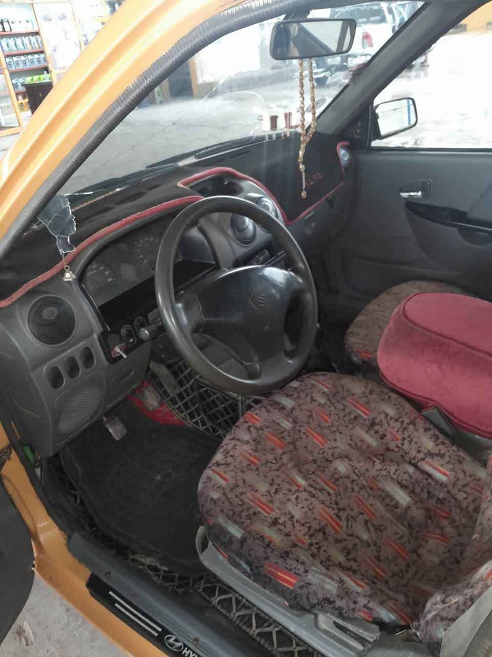 سلام عليكم سايبه للبيع كفاله مكينه خيط بخار حداديه تخم تاير شواصي ابلاد مالكه موجود وكتله عامه بل دوانيه سنويه نافضه مامسجله هيه مديل ١٥    الهيه وراك  ٢٥ وبيه مجال للتواصل ***********
