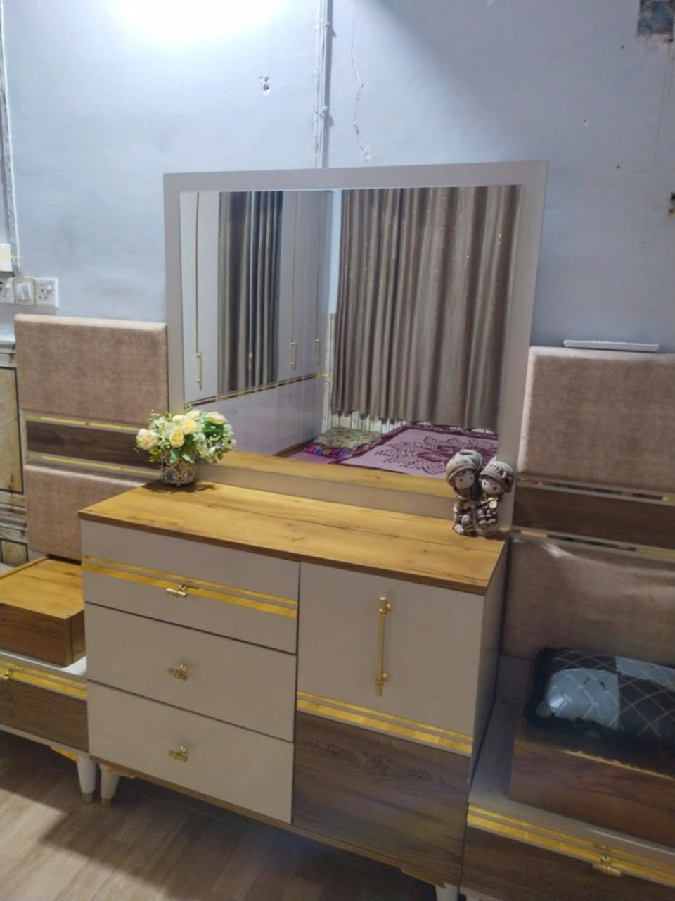 غرفة تركي سبع قطع اخت الجديده للبيع المستعجل سعره ٤٧٥وبيه مجال لشراي مكانه نجف


**إذا كنت صاحب هذا الإعلان وتريد حذفه لأي سبب، رجاءا أرسل رسالة إلى الدعم الفني**
