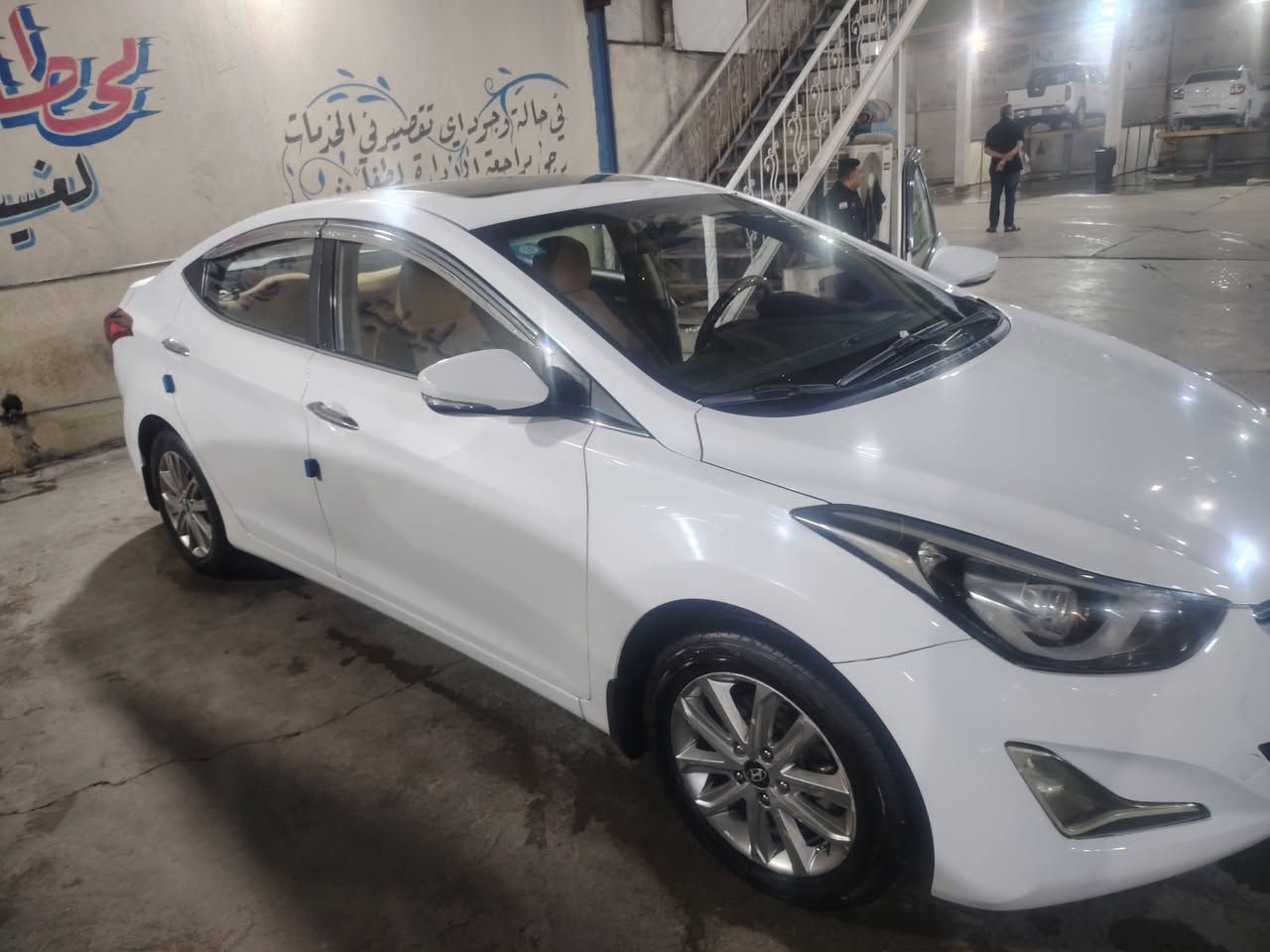 النترا ٢٠١٦ خليجي ماشيه ١٦٠ فول عدى البصمة جاهزة من كلشي سونار موجود بيها قطعتين باب بدون دواخل
مكان سياره بغداد ش فلسطين بسمي تحويل مباشر سعر ١١٧ وبيها مجال قليل للاتصال ***********

