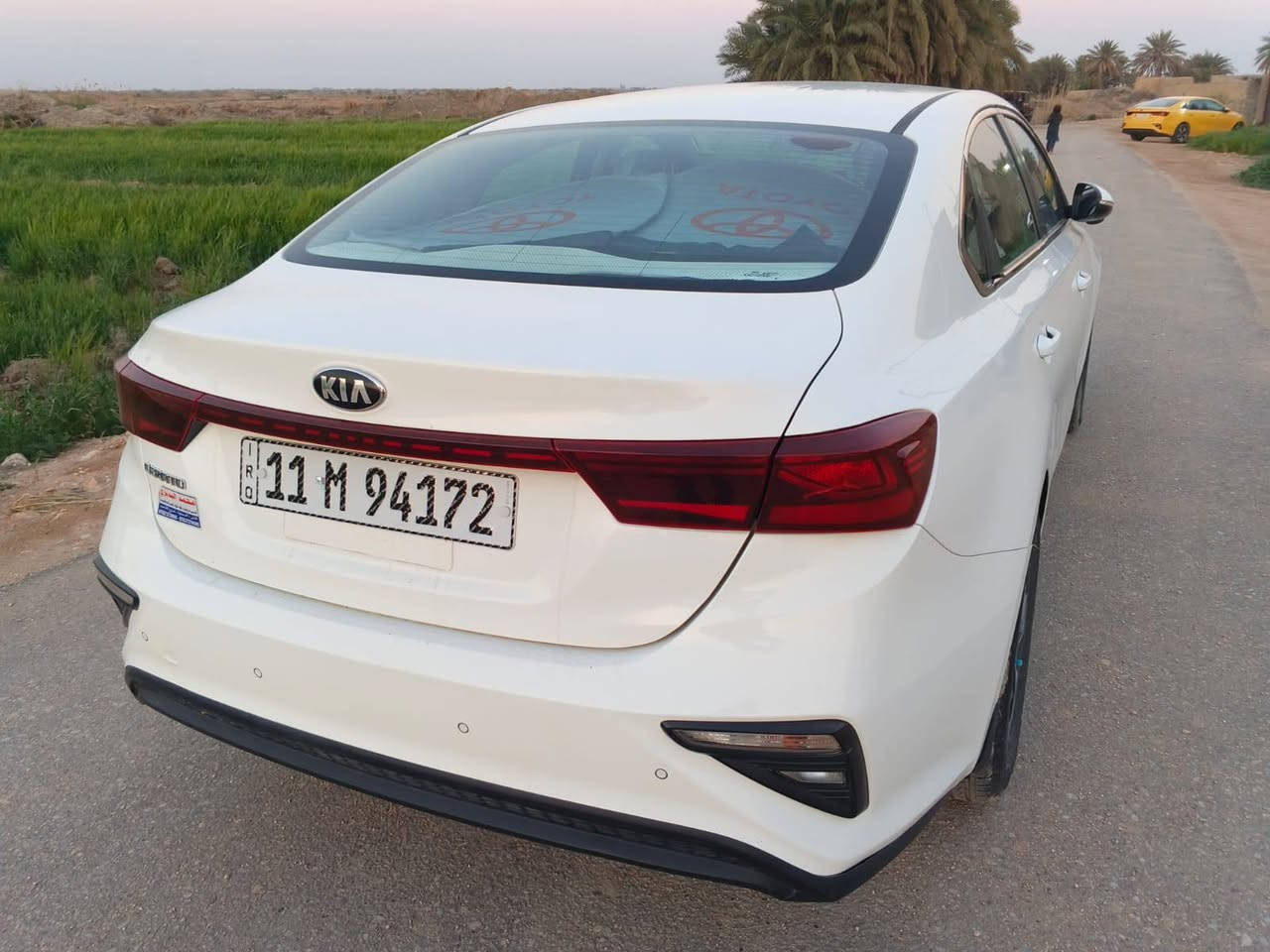 السلام عليكم 
سيراتو 2020 للبيع 
مكينه 1600
مواصفات وجاهزه من كلشي 
السياره بيها بارد اشبر بلباب واشبر بلجاملغ والباقي كفاله 
بأسمي رقم بغداد الانكليزي 
للاستفسار الاتصال على الرقم 
‏‪0783 827 8834‬‏
مكان السيارة السماوه الرميثة
