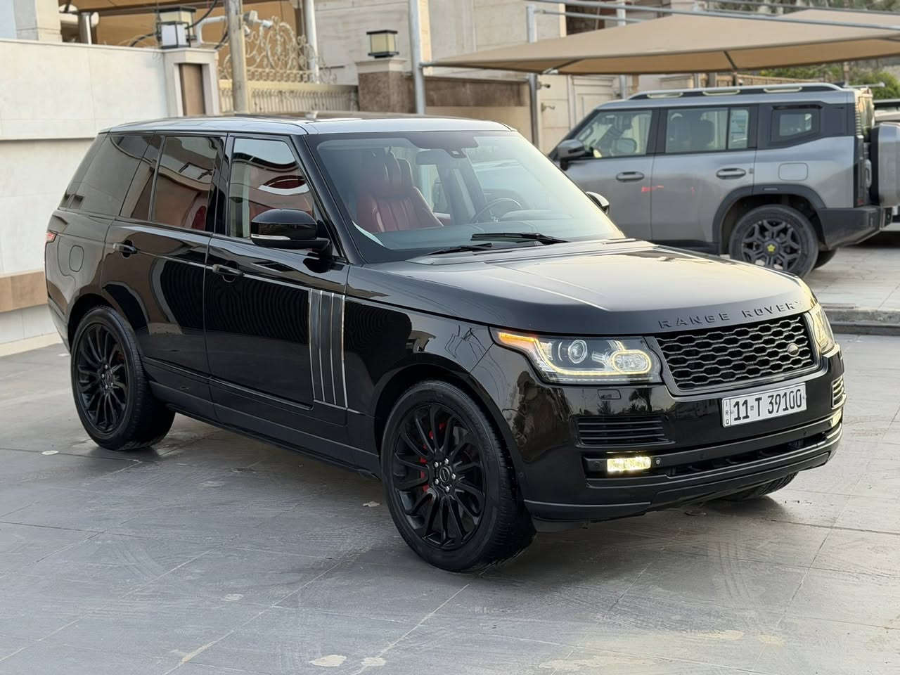 سلام عليكم
رانج روفر فوج موديل 2014السيارة اوتوبايكراف VIP وكالة سردار مكفولة كفالة عامة  مكينة 8 سلندر سوبر جارج السيارة جديدة على وضع الشركة

مكينه مفتوحه بس من فوك 

كير كفالة 

اكسل كفالة 

سوبر كفالة 

رادارات امامية

جنطة كهرباء

رادارات مري

مري شفط

تدفئة ستيرن

خزن ميموري كشنات

خزن ميموري ستيرن

جكات 

بانوراما

دوسات كهرباء

3 شاشات

5 كامرات 360 

كشنات 4 مساج 

كشنات 4 تدفئة تبريد

سماعات ميرديان 

رادارات امامية خلفية 

ومعروفة مواصفات ال VIP يرادلهه هواي حته اذكرهن 

عنوان السيارة بغداد / 

للاستفسار ***********
