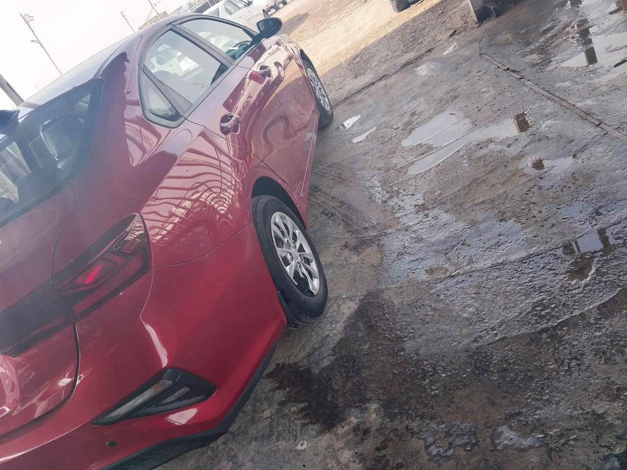 سلام عليكم ورحمة الله وبركاته من رحصت الادمن سياره كيه سيراتو خليجي موديل ١٩ بيه باب سايق صبغ بدون فتح محرك مكفول سيارة مكفوله كفاله عامه عده باب سايق رقم صاحب سيارة هذا ***********سعره ١٣٠وبيه مجال
