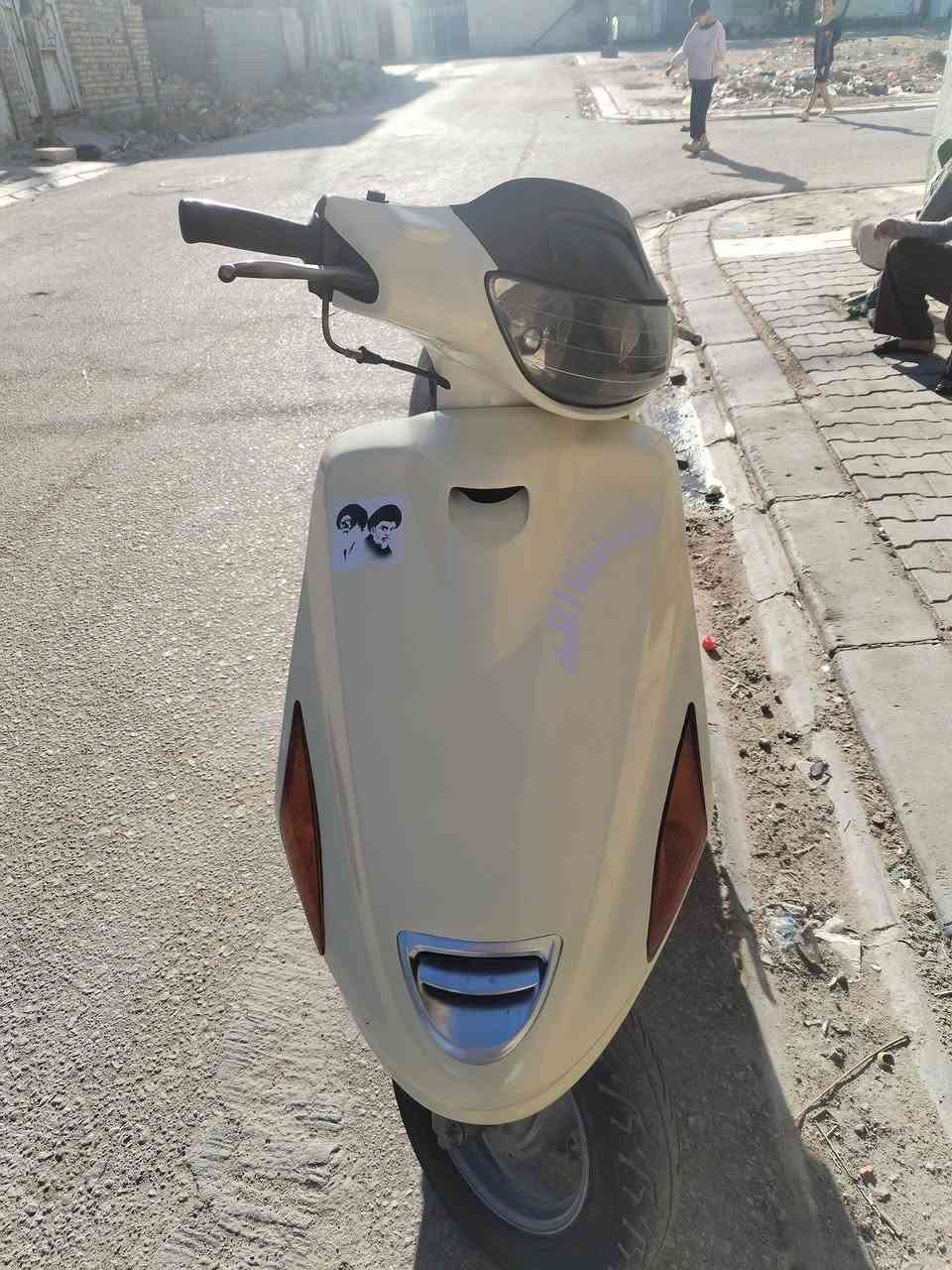 سلام عليكم دراجة فراشه نضيفه دراجة شلعة ومعدل خير من الله الدراجة مامفتوحة دراجة كهربائيات كلة شغال دراجة كل نقص مابيه دراجة فول نضافة السعر 550 وبية مجال مكاني نجف الرقم ***********
