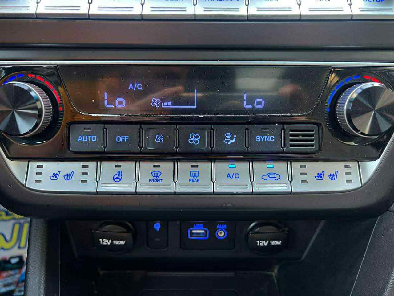 السلام عليكم للبيع سوناتا 2018 فول مواصفات VIP لمتد 
رقم اربيل تحويل ثاني يوم ***********
