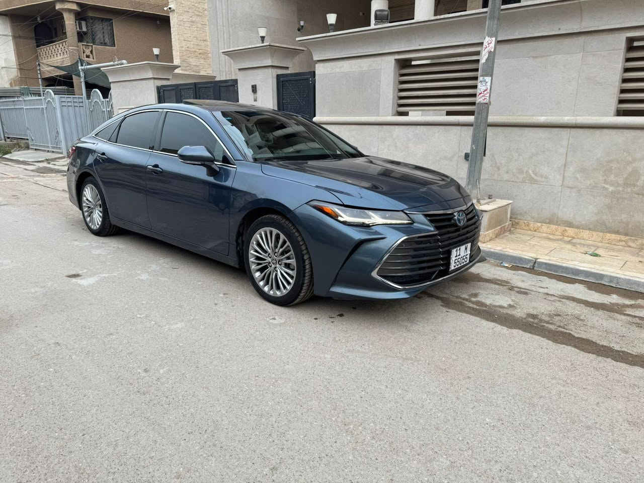 افلون 2022
حادثه جاملغ وباب وشوية من البنيد بدون دواخل 
ماشيه ٣٧ الف كيلو 
ايرباك بردة وراجع ستسم 
ستسم صوت jbl
داتو شو
تدفئة كراسي امامي خلفي 
تبريد كراسي 
لايتات لد بلادي زينون 
خمس كاميرات
كراسي خزن 
تبريد قطعتين 
داخل لد متغير 
رادارت ٣٦٠ 
اشاير بالمري 
خمس بصمات 
هايبرد محرك ٢٥٠٠ 
مكان السيارة العامرية بغداد 
سلايد 
السيارة مع رقم عادي وليسه مميز 
***********
