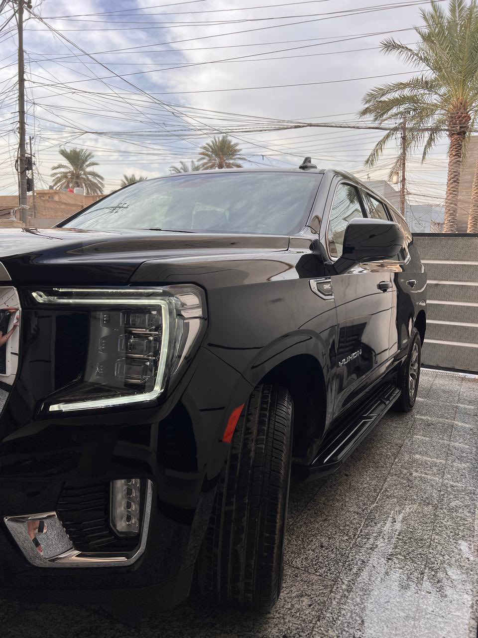 السلام عليكم 
Gmc sle 2023للبيع او المراوسة❗️
السيارة مكفولة كفالة عامة 
كلين تايتل بيها بس بالقمارة اثر طلقة واكع عليها وما مبينة اصلا 
-ماشية 20kmفقط..
مغلفة ppf السيارة //تعتبر بحالة الوكالة برغي ما مفتوح بيها
✅باقي مواصفات الsleمعروفة✅
رايدها ب54500$وبيها مجال ان شاء الله 
مكاني بغداد الزعفرانية ***********
