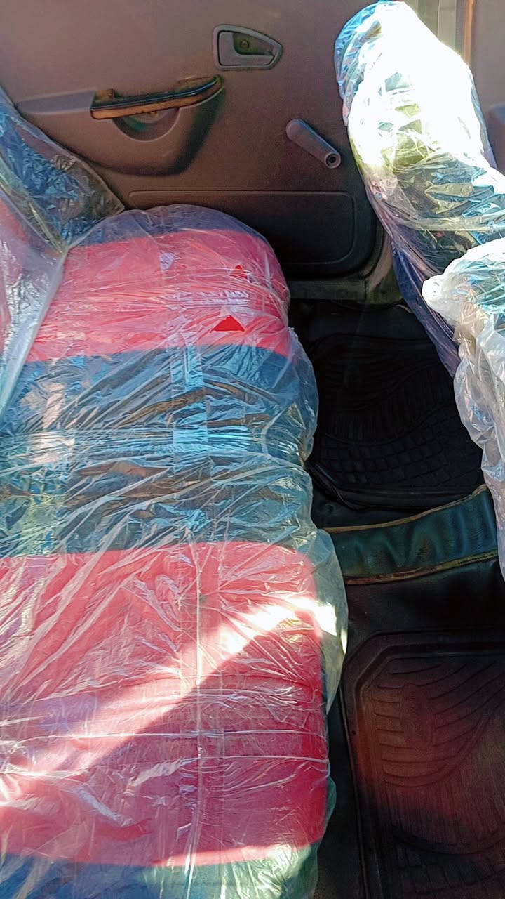 السلام عليكم سايبه بدون راعي مديل 12 مكينه ستوني شاده ماشيه سبوعين فقط رقم بغداد الماني سنويه عضم عاج سعره 15 بيه مجال قليل سياره جاهزه مكان نجف حولي 
***********
