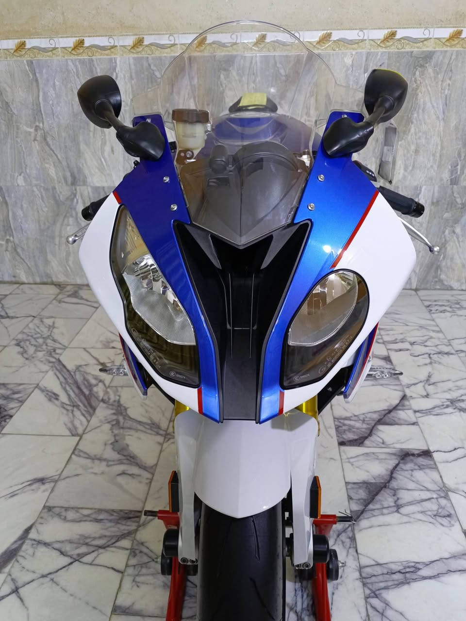 بدون رقم اوراق ومكاتبه
السلام عليكم BMW S1000rrمديل 2018اصل وارد اليابان سويجين دراجه مكفوله كفاله عامه ستوك ع وضع شركه اي نقص مابيه نضام ABS ونضام شفتر دراجه ماشيه 8الف حقيقي شباب مامتواجد ع خاص شراي يتصل مكاني بغداد ***********
