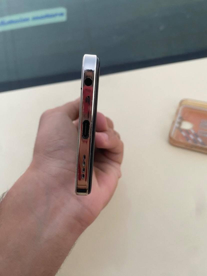 للبيع أو المراوسة

📱 Infinix HOT 40i

- الرام: 8GB
- التخزين: 256GB
- المعالج: Unisoc T606
- الكاميرا الخلفية: 50MP
- الكاميرا الأمامية: 32MP
- البطارية: 5000mAh
- نظام: Android 13

الجهاز نظيف جدًا، ما بيه أي عطل، ما داخل تصليح، ولا مفتوح، وخالي من الخدوش. استخدام سنة ونص إلى سنتين.

📍الموقع: المثنى

أقبل المراوسة على iPhone XS Max النظيف، والفرق حسب حالة الجهاز.

للاستفسار مراسلة خاص.


**إذا كنت صاحب هذا الإعلان وتريد حذفه لأي سبب، رجاءا أرسل رسالة إلى الدعم الفني**