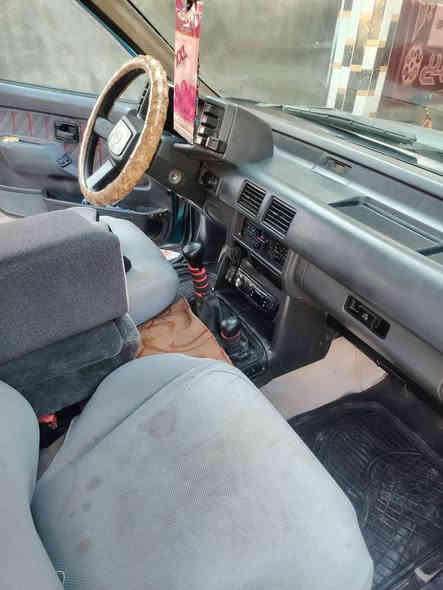 نوبل جيب موديل 1993رقم سليمانيه سنويه ماصاقطه 2026
السياره لوكير شقال وكير ومحرك مكفول كفاله عامه
وصاحب السياره ابن عمي مكانه ديالئ ناحيه العظيم
معروضه 50وبيه مجال***********  ((***********
