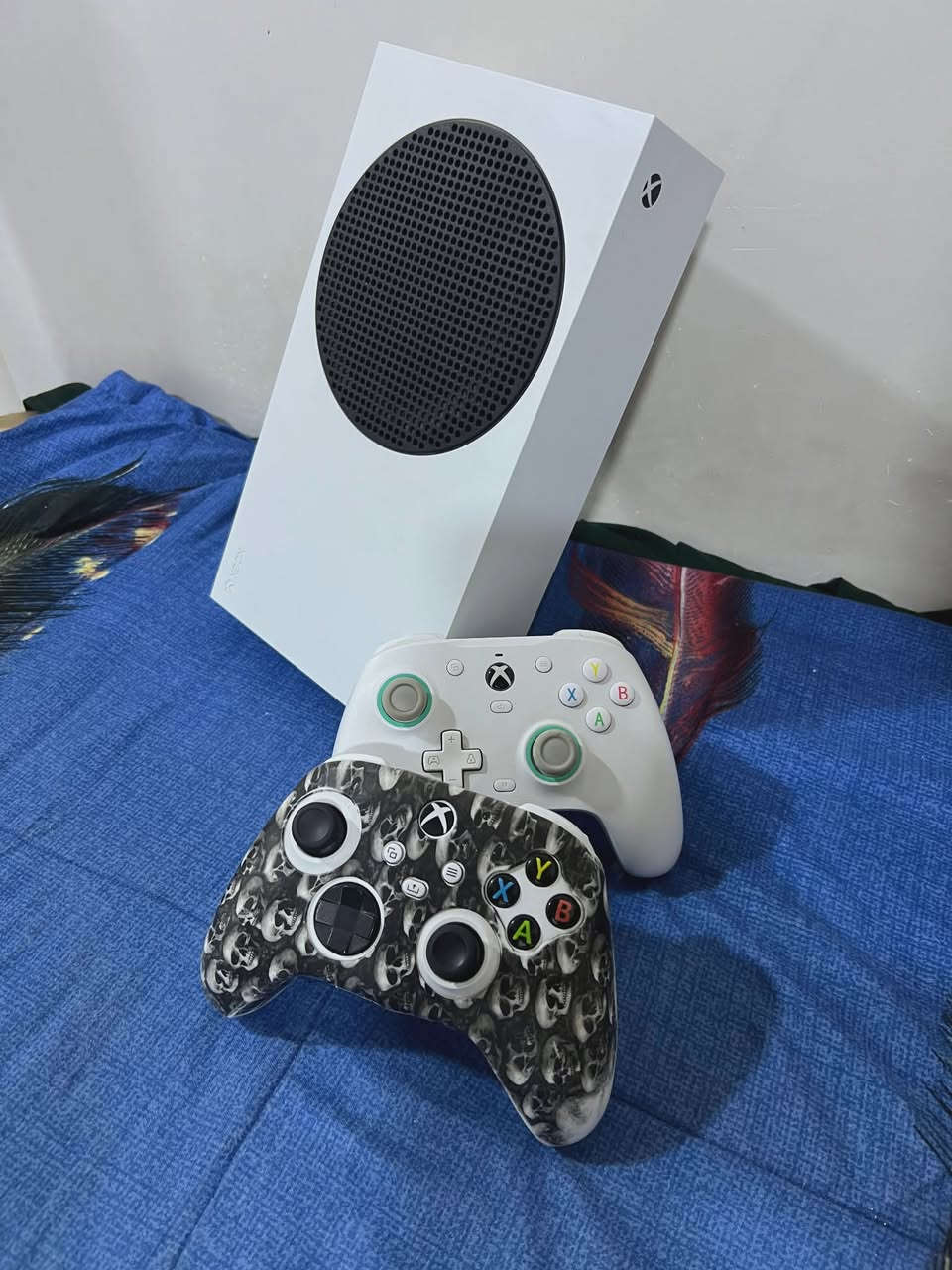 بلي اكس بوكس سيرياس نظيف كلشش  ويا يدات اثنين وشاشه مال العاب  مكفول الجهاز كلش جديد لا داخل تصليح ولا مفتوح
السعر 700 وبي مجال رقمي
***********
بلي اكس بوكس سيرياس نظيف كلشش  ويا يدات اثنين وشاشه مال العاب  مكفول الجهاز كلش جديد لا داخل تصليح ولا مفتوح

