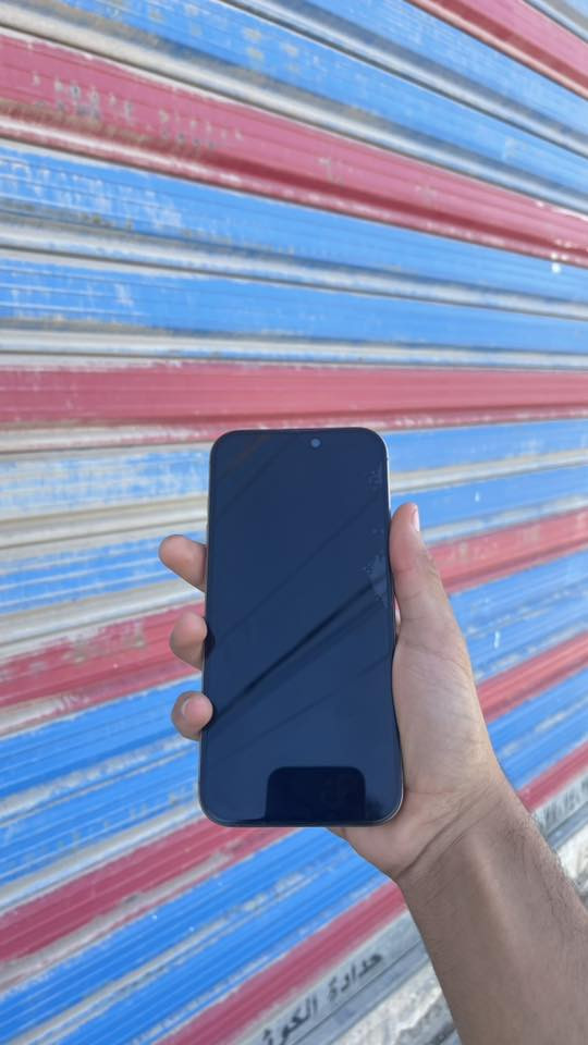 السلام عليكم
ايفون 16 برو ماكس للبيع 
مكفول مكفول مكفول 
نموذج A بطاريه 100 مشحون فقط 108 
كامل ملحقات كارتونه كيبل جهاز نضيف شخط واحد مابي وين متريد افحص  مكان نجف توصيل ماكو.
للاستفسار:***********
