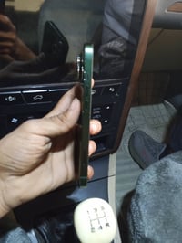 آيفون 13 • ٢٥٦ • شاشه امبدله