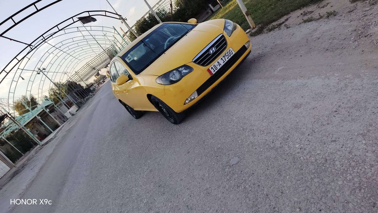 هونداي الانتره موديل 2010 
مكينه وكير كفاله تخم تاير حداديه شاشه كامره 
منضومه غاز منضومه زنون 
ليبل واحد السيارة مكاني بابل القاسم السعر (89))
***********
