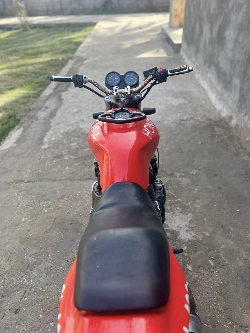 سلام عليكم سي بي فور جيل ثاني بيع اومراوس بيراني وفرق سعر (مليون و300 ) وبيه مجال لطيين مكان دوانيه دغاره محركه مرفوع كور لا دخان ولا تنقيص شلعه ومعدل يخبل كهربايات كله شغاله ما نقصه لو برغي المو شراي لا يتعبني للستفسار ***********
