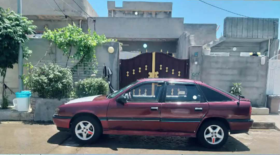 ئۆپڵ ڤیکترا مۆدێل ١٩٩٠  ئاڕم پلاستیک سلێمانی مەکینە 20  گێڕو مەکینەی بەشەرتی فیتەر سەیارەیی ماڵەوەیە  کامل کارەبایەتی  مەزبوتە  گەرمی  قوفڵ مەرکەزی  گڵۆپ زینون فڵچە سەکن هتددد…
 چوار تایەیی لۆکی تازە بۆ بەستراوە پێشی کامل توند کراوەتەوە  ـــ دینار مەسروفی تێدانیە گەر موشتەری نیت سەرمان مەیەشێنە 🫡
شوێن »حاجیاوا 
نرخ» ٢٥ محامەلەیەکی کەم 
ژ:م»*********** رانية, السليمانية
