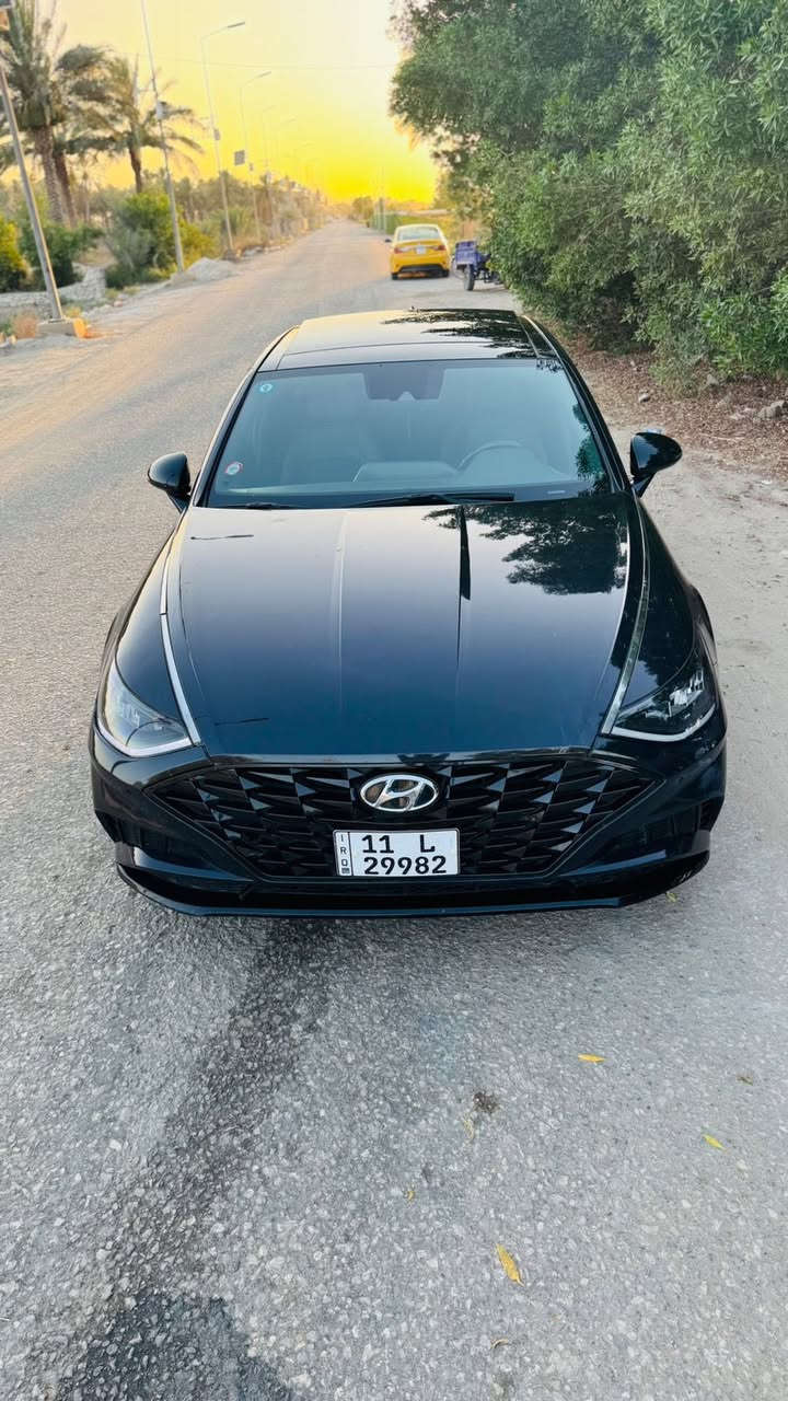 سلام عليكم للبيع   السعر 160 💸
سوناتا موديل 2023
فول مواصفات
شاشه 
كامره
بصمه
رادار امامي
رادار خلفي
رادار جانبي
لد امامي خلفي
ويل كب سبورت
توقف ذاتي 
قياده ذاتيه
تنبيه خروج عن المسار
تحديد مسار 
شفتات بالاستيرن
فول تحكم ستيرن
شحن لاسلكي
بانوراما
محرك1600تيربو🚀
كير 8نمره نضام DTCدبل كلج
كشنات جلد
كشن السائق كهرباء
تدفئه بالكشنات
تبريد بيانو
شاشه ديجتال
لايت عدسات زنون
سماعات عدد 12نضامBOSE
ترحيب عند الاقتراب
صندوق ذكي
تشغيل عن بعد
الحادث  فقط جاملغ او بنيد باب الصدر شوي بدون دواخل
رقم بغداد الدولي 
العنوان نجف 
للاستفسار :***********
