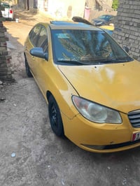 النترا موديل 2007 وارد امريكي رقم بغداد انكليزي مصفره من كلشي حادث باب...