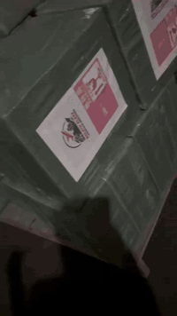 الشحن جزئي و نظام الحاويات / شحن جوي 
تجميع ايضا او مباشر للعراق متوفر كل ما تحتاجه 
شركة ملاذ العز للتجارة العامة هي شركة عراقية متخصصة في مجال الاستيراد والتجارة، وتعمل كوكيل حصري لشركة Alburaq China، حيث تقدم خدمات استيراد موثوقة من الصين إلى العراق بأسعار منافسة وجودة مضمونة.
معلومات الاتصال والعنوان:
 • العنوان: بغداد – المنصور، مقابل المول، عمارة فلافل لبنان، الطابق الثاني.
 • واتساب: ***********/***********
الخدمات المقدمة:
 • استيراد من الصين إلى العراق: تتخصص الشركة في استيراد المنتجات من الصين وتوفيرها للسوق العراقي.
 • شحن لجميع المحافظات العراقية: توفر الشركة خدمات الشحن إلى مختلف مناطق العراق.
 • ضمان الجودة والأمان: تعمل الشركة على ضمان وصول البضائع بأمان وجودة عالية.
التواصل والاستفسارات:
للاستفسار أو طلب خدمات الاستيراد والشحن، يمكنك التواصل مع الشركة عبر:
 • واتساب: ***********
 • إنستغرام: @malath.al_ezz2 (https://www.instagram.com/malath.al_ezz2/)
لمزيد من المعلومات، يمكنك زيارة صفحة الشركة على فيسبوك:
👉 شركة ملاذ العز للتجارة العامة - فيسبوك (https://www.facebook.com/61577101531147)
