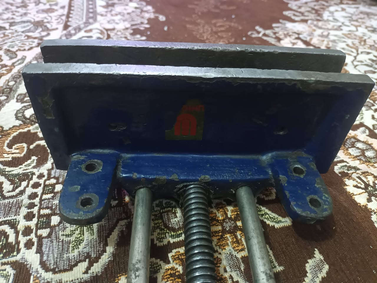 من رخصة الادمن المحترم منكنة نظيفة حيل وثقيله  سعره ٤٥ الف قياس ٢٠ سانتيم مكاني بغداد نهاية حي اور *********** يوجد توصيل بغداد ومحافظات
