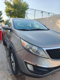 للبيع سبورتك 2014 سعرها 135 قفل عنواني بغداد رافع على هذا الرقم ٠٧٧٢٩٦...