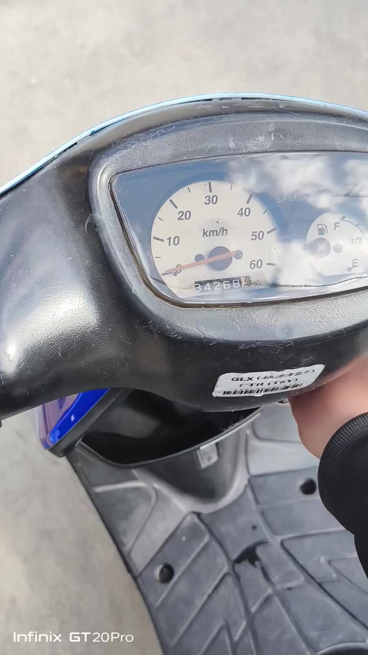 ماطور نحله للبيع معمر جديد كل شي شغال تايات جدد شرط نقره سلف ويرمينيه كله شغاله الماطور تاخذ وين تصرف عليه روح سعر 380 بي مجال الرقم ***********
