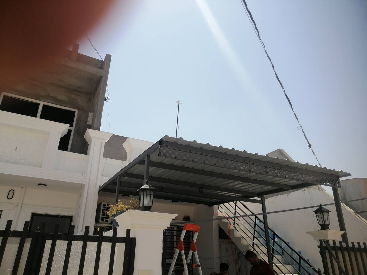 سلام عليكم حسين حداد لكافة انواع حداده جملونات ديكورات منازل باب خارجي داخلي مرجوحه للاستفسار خاص او واتساب ***********
