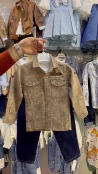 ملابس أطفال