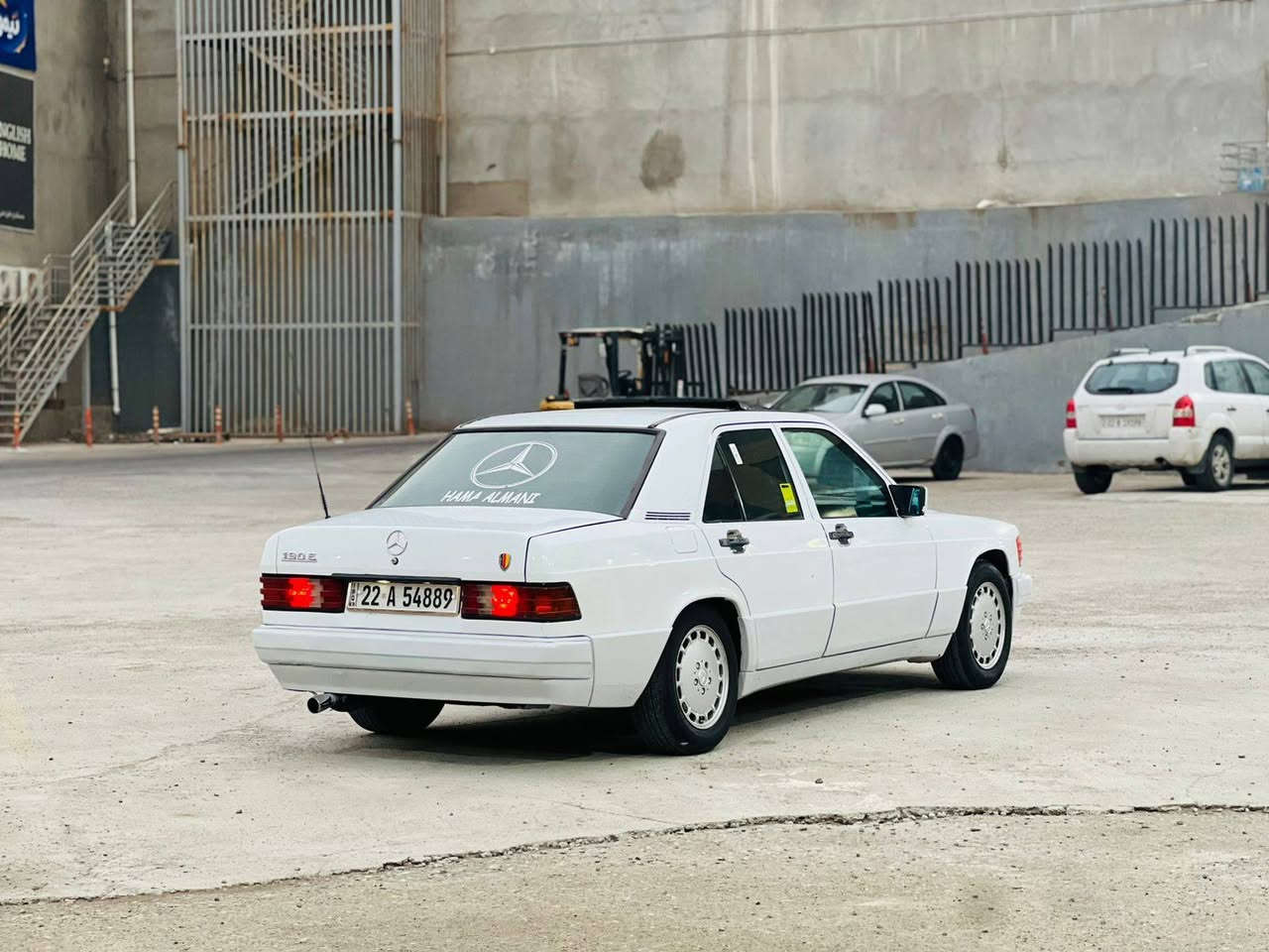 مارسيدس 190 طيارين موديل 1990 Abs كير محرك ونجي تبريد تفيئه شغال تنته طكتين جامات كهربائية بي قطعتين صبغ فقط رقم اربيل دولي هزه ليغايه 2027 شرط تحويل وكاله سياره جاهزه سعر 58 بي مجال *********** مكاني سياره كركوك كركوك, العراق
