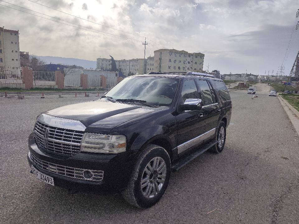 Lincoln Navigator 2008
بۆ فرۆشتن 
پاکە بێ لێدراوی ... بێ بۆیاخ
8 بستۆنە ... کراوە بە غاز 
3 ڕیز کوشن
فول مواصفاتە.. 
سەیارەکە وەک شەریکە ماوەتەوە 
نرخ 130 وەرەقە و معامەلەیەکی کەم 
بۆ ئەوانەی خوازیارن پەیوەندی بکەن بە ژمارە تەلەفونی 
***********
تکایە مشتەری نیت تەلەفون مەکە السليمانية, العراق

