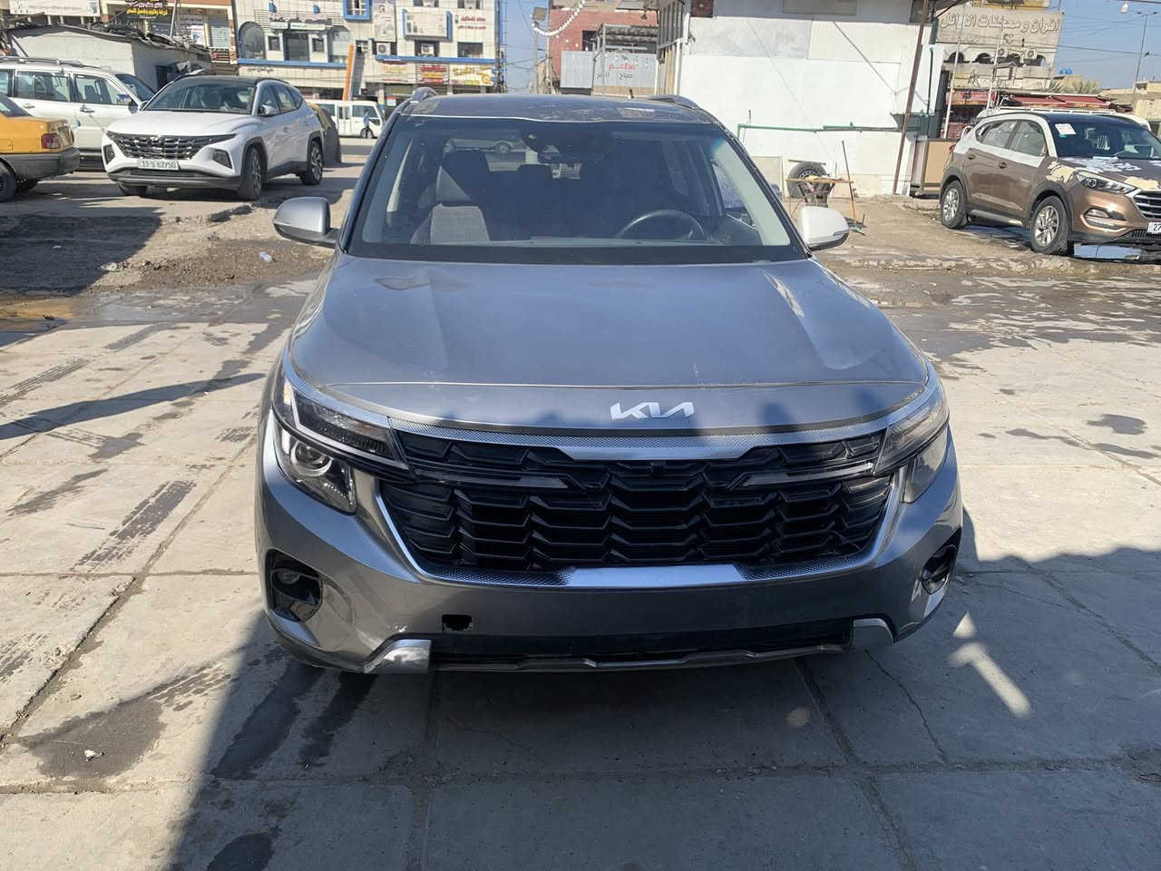 السلام عليكم كيا سيلتوس 24 بدون رقم السعر 105$   العنوان بغداد مدينة الصدر  و للاستفسار  على الرقم ***********
