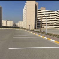 شقة ١٠٠م مجمع B7 استبدال كفيل للاستفسار   0772 305 7453