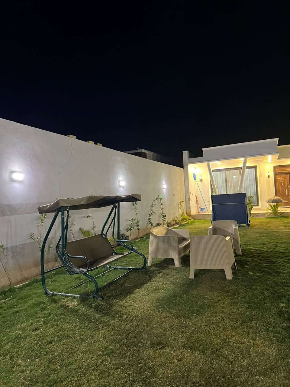 ‏مزارع البعثة بغداد متوفر حجز شباب عوائل متوفر جميع المزارع في البعثة بغداد استفسار***********
