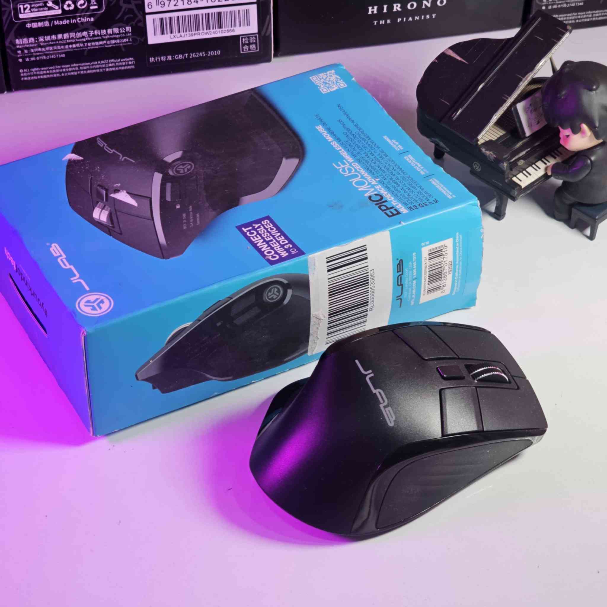 السلام عليكم
متوفر ماوسات عدد ٤ 
Attack Shark R1 )* ( Ajazz AJ139 pro ) *(Ajazz AJ59 pro ))*
*(JLab Epic Wireless Mouse)*
مع كيبورد *(JLab GO Keyboard)*
شلع ٨٠ الف على اول (تم)


**إذا كنت صاحب هذا الإعلان وتريد حذفه لأي سبب، رجاءا أرسل رسالة إلى الدعم الفني**