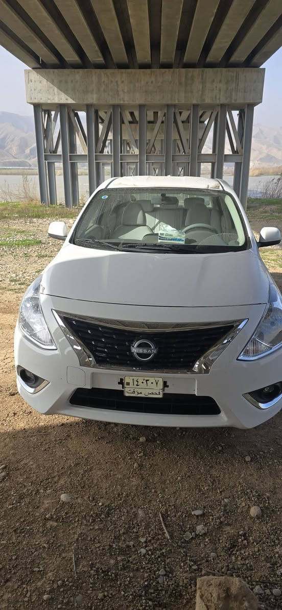 السلام عليكم نيسان صني هندي ماشيه 3000 مكفوله كفاله عامه باسم شركة باركود الرقم ع شركة مجاني السعر 130الرقم ***********\***********
