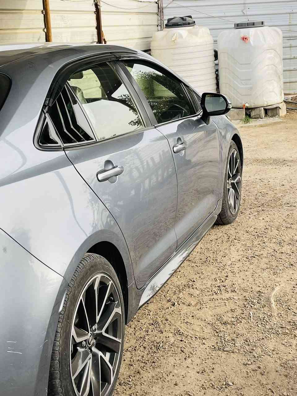 سلام عليكم كورله ٢٢ SEبيه قطعه صبغ البنيد صوره الحادث ويه صور  ماشيه ١٣٠ سعر ١٣٧ رقم بغداد بسمي هاتف ***********
