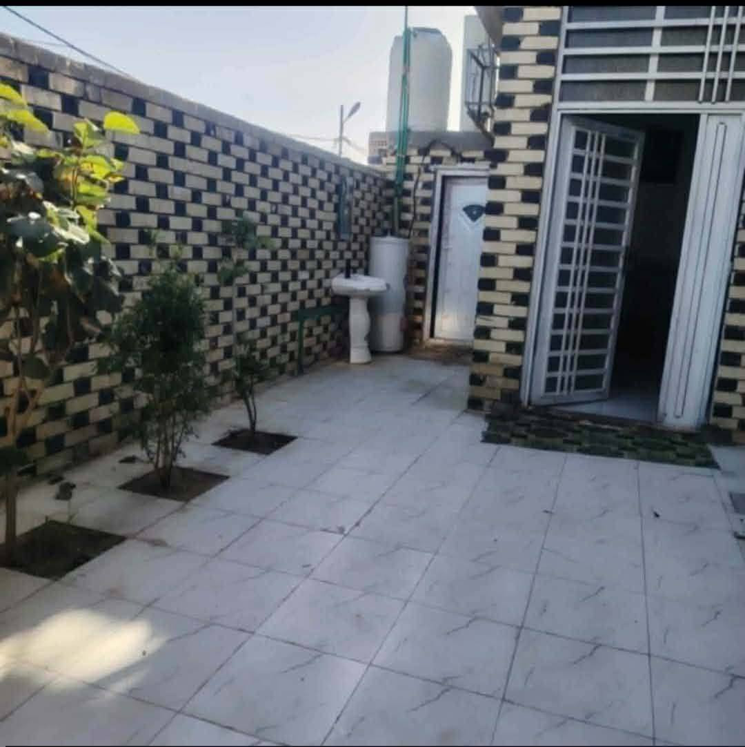 بيت مساحه 200م #طابو_زراعي سند 25

عنوان البيت#شارع المطار الحوالي مقابل قريت الغدير

(عنوان لمكتب ) 
(  عمود 282 شارع الصب مقابل ملحق                               

بيت جاهز مفتاح 🔑 
أساس وسقف صب مركزي 

منطقه كامله السكن #شوارع_تبليط 

غرفتين نوم وصاله ومطبخ واستقبال حمامات داخليه وخارجيه وكراج 

#مدارس // ماء//. كهرباء//. تبليط  /. خط مولد ذهبي 

وتساب***********

ملاحظه// توجد لدينا كل المساحات من دور او قطع النجف, العراق
