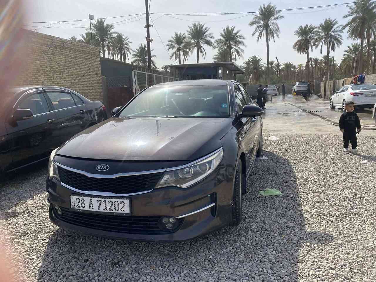 اوبتيما 2017  وارد خليجي
فول مواصفات ما عدا الفتحة والبصمة 
سيارة نظيفة   
رقم انكليزي نجف 
سنوية الى 2030 
تخم تاير جديد حدادية جديدة  تبريد قطعتين مكينة دوش 2400  المرغوبة بالشارع 
لا تنقيص ولا تبخير  
بس شغل واطلع .. 
‏‪***********‬‏
