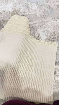 كنب ١١ نفر • بلا استعمال