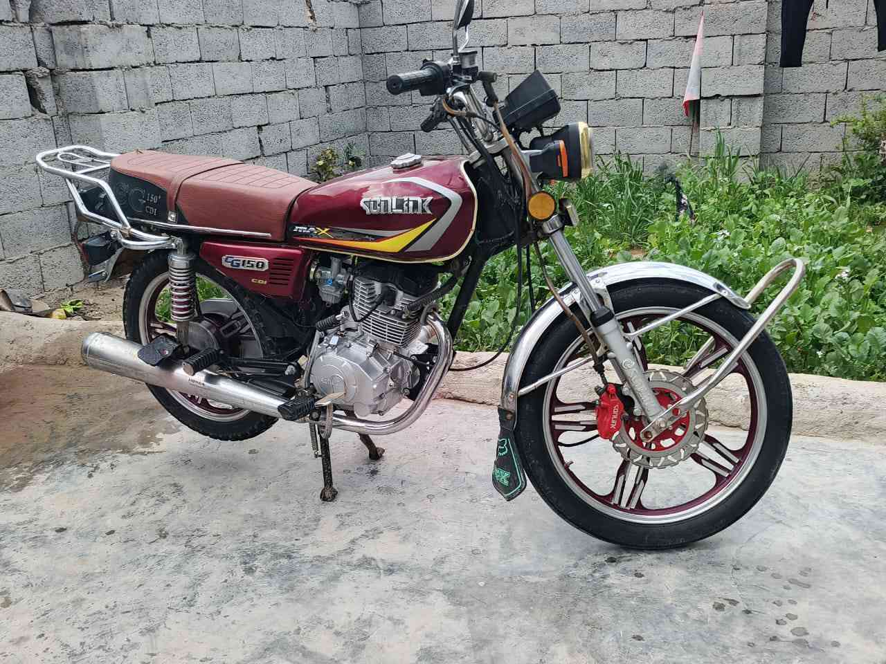 سلام عليكم دراجه للبيع موديل 2024كفاله عامه اوراق كامله مكان بغداد نهروان سعر 625. ***********
