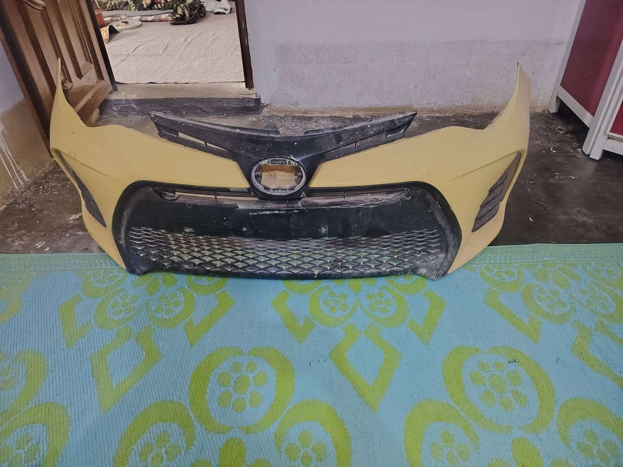 السلام عليكم ورحمة.... عندي غراض كورلا للبيع يرهم من17 الي 2019 بيهن بلادي وبيهن تجاري العنوان ديالى خانقين ***********
