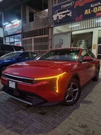 كيا K 4 وارد_امريكي 2025 مواصفات نصف فول LX السيارة بدون رقم السعر(175...