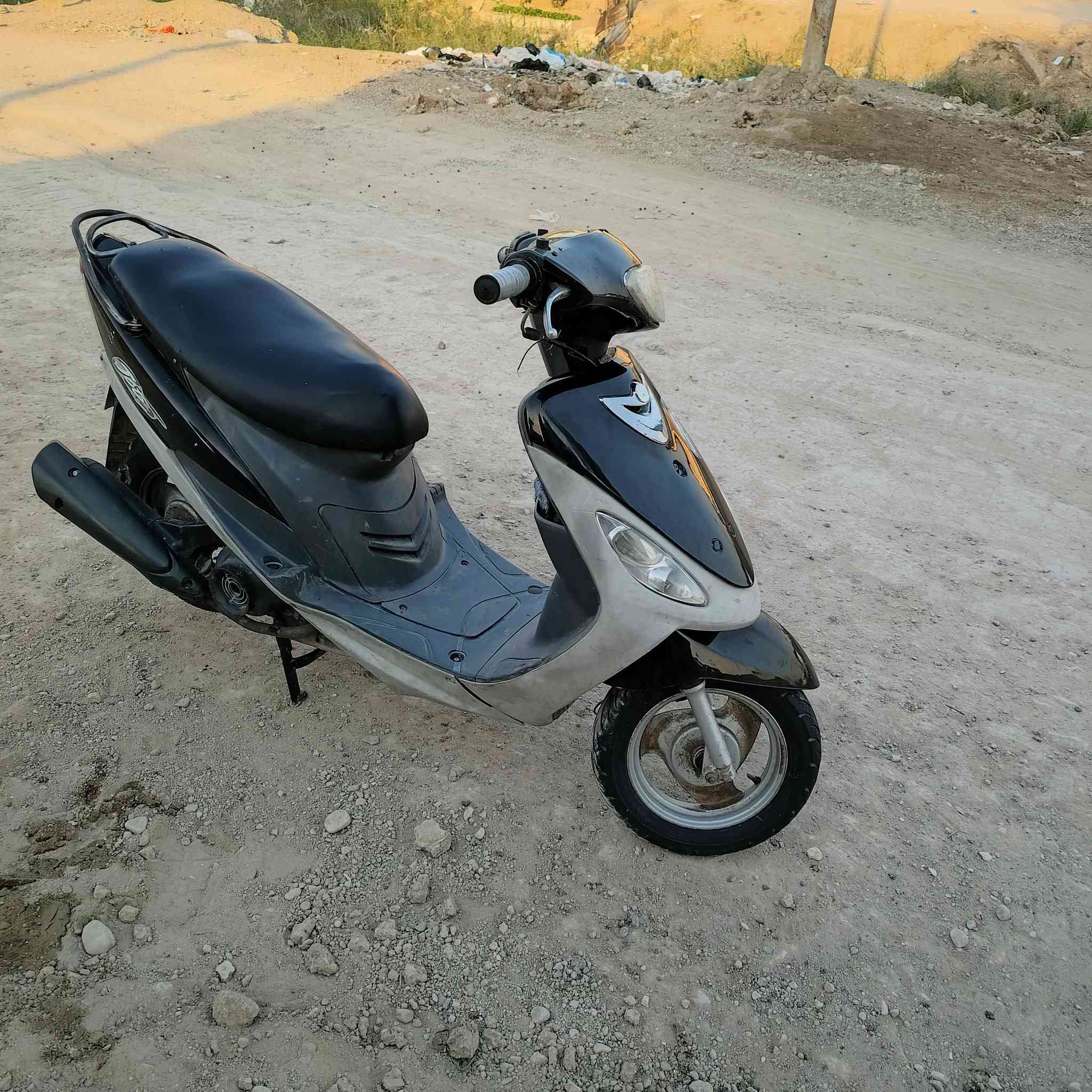 السلام عليكم دراجه ماكس قشمه للبيع السعر.550
. 
***********
