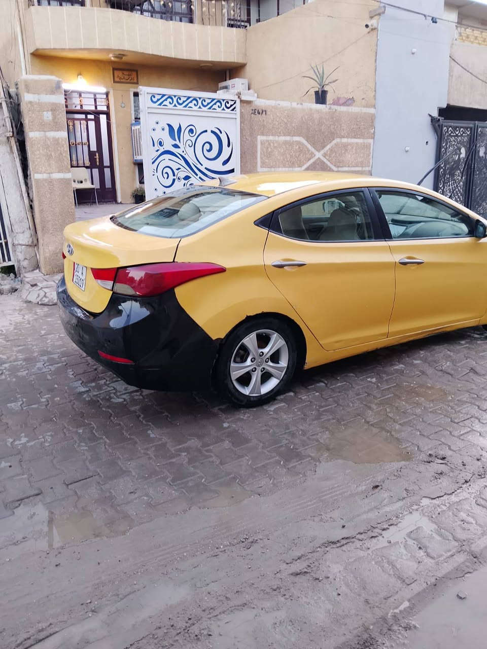 السلام عليكم الانتره موديل ٢٠١٣ البيع السعر ب٨٠ وبيها مجال حادثها جنطه المكان بغداد رقم واتساب ***********
