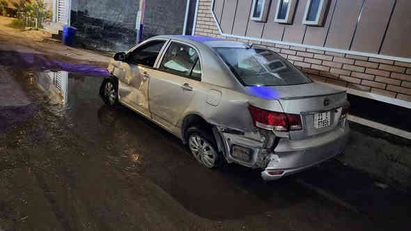 السلام عليكم
للبيع BYD G3 موديل 2013

سيارة اخت زيرو ماشية ١٨ الف كم

وصار بيهة حادث قبل اسبوع موضح بالصور بدون ايرباكات سليمة

رقم جديد هزة جديد مصار شهرين  وسنوية بأسمي

مكفولة من حادث سابقا

سيارة شغال كير ومكينة وكلهة شغالة 

وضربة موضحة بالصور صفحة لخ سليمة

سعر ٤٥ ورقة 

رقمي ***********

المكان الكاظمية منطقة الطي
