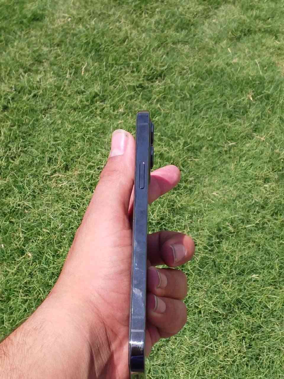 يالله سلام عليكم شباب
أيفون 12برو ماكس للبيع 
ذكره 256
‏بطارية 80
جهاز نظافته ￼90/100
‏كاميرات زلال 
‏الجهاز مفتوح وتر وتر 
سعره 550
‏متواجد واتساب 
***********
‏مكاني رمادي ￼￼￼

