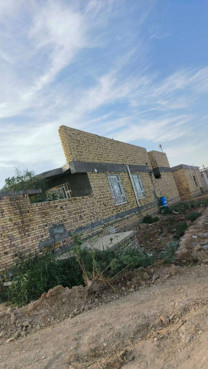 يا الله بيت للبيع شارع ابو الماش نهاية السايدين زراعي مساحة البيت 400 متر جاهز للسكن كلشي بل بيت اني موضحه بل تصوير يبتعد عن التبليط 250 متر شوفة عينكم بناء جديد سعر البيت او تفاصيل اكثر رقم صاحب البيت ***********

تصوير ونشر اخوكم وخادمكم عقيل النجار
