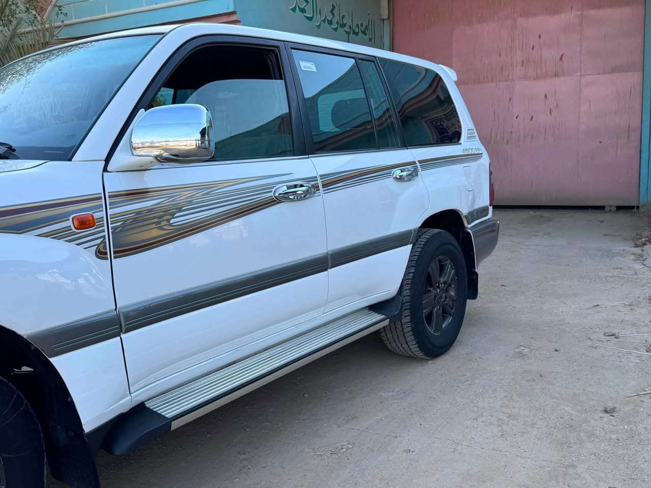 لاندكروزر
موديل 

2002

مكفوله من الصبغ 

السعر 155$ وبيها مجال لشراي
مكاني بغداد نهايه الراشديه جديده الشط
الاستفسار عن الرقم /***********
للعلم السياره نضيفه احلى من الصور
